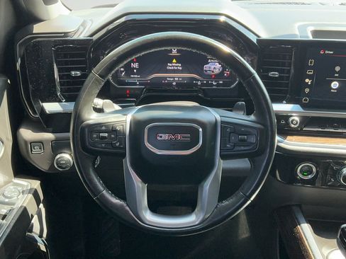 Used 2024 GMC Sierra 1500 Elevation RWD image 9