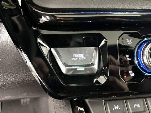New 2026 GMC Sierra 1500 AT4 w/ AT4 Premium Package AWD/4WD image 17