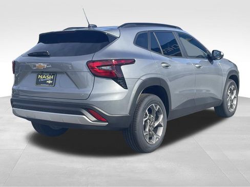 New 2026 Chevrolet Trax LT w/ Sunroof Package image 3