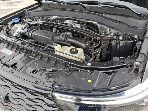 Certified 2020 Ford Explorer ST w/ Premium Technology Package image 30