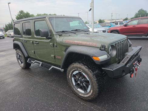Used 2022 Jeep Wrangler Unlimited Rubicon w/ LED Lighting Group AWD/4WD image 18