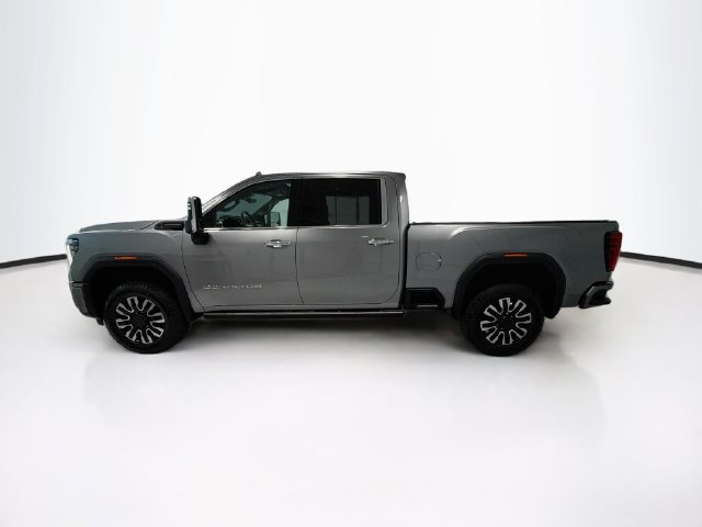 Used 2025 GMC Sierra 2500 Denali Ultimate AWD/4WD image 4