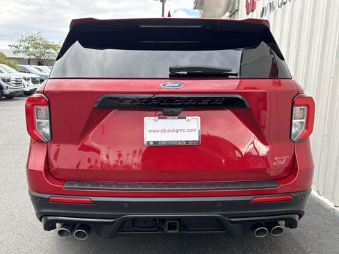 Used 2020 Ford Explorer ST w/ ST High-Performance Pack image 9