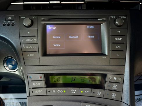 Used 2015 Toyota Prius Two FWD image 26