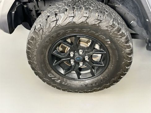 Used 2024 Jeep Wrangler Unlimited AWD/4WD image 11