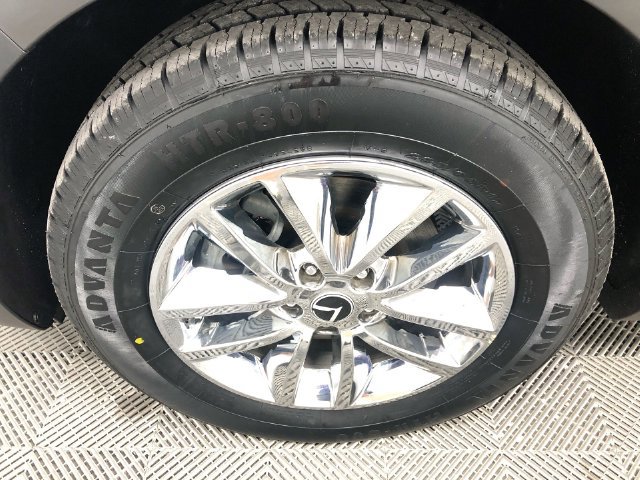 Used 2017 Kia Sorento FWD image 17