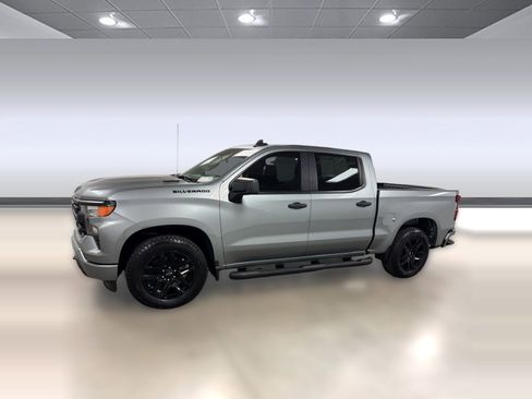 Used 2025 Chevrolet Silverado 1500 Custom w/ Turbomax Blackout Package RWD image 20