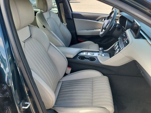 Used 2023 Genesis G70 2.0T w/ Sport Prestige Package RWD image 16