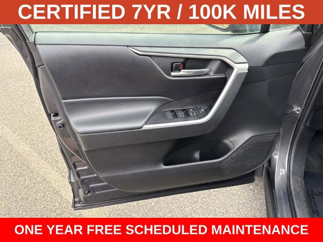 Used 2024 Toyota RAV4 XLE FWD image 13