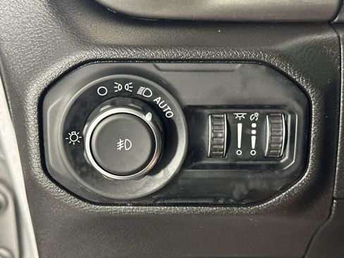 Used 2019 Jeep Wrangler Unlimited Sport S image 21