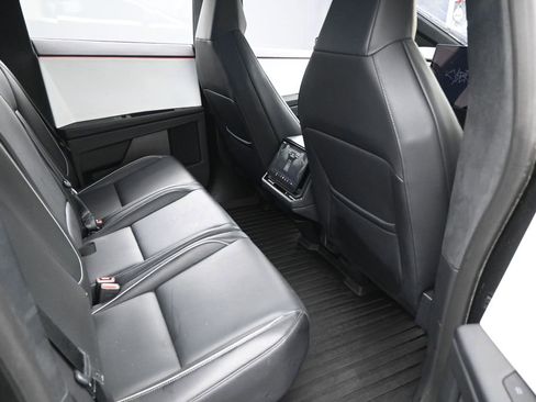Used 2024 Tesla Cybertruck AWD Crew Cab image 30
