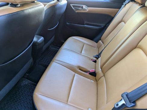 Used 2016 Lexus CT 200h image 17