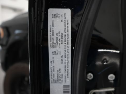 Used 2024 RAM 2500 Big Horn w/ Night Edition AWD/4WD image 68