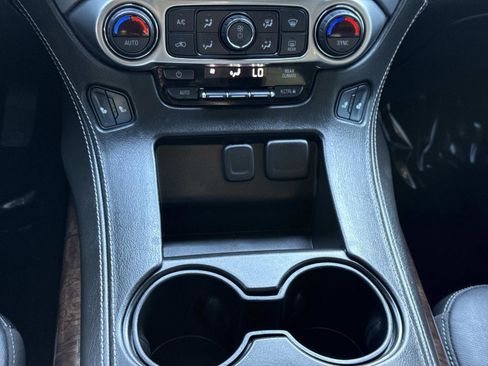 Used 2020 Chevrolet Tahoe LT image 6