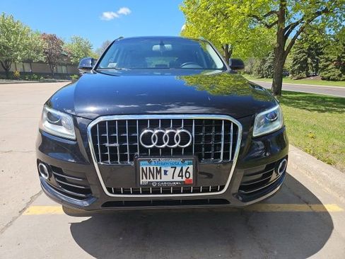 Used 2016 Audi Q5 2.0T Premium Plus w/ Technology Package AWD/4WD image 2