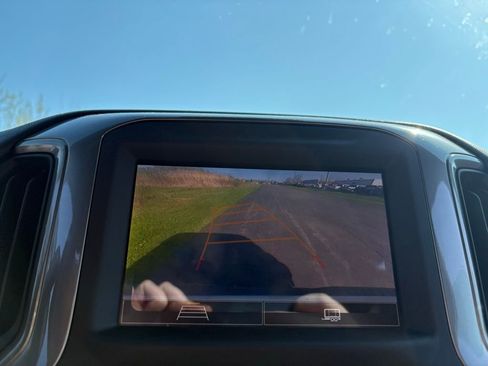 Used 2025 Chevrolet Silverado 2500 Custom w/ Custom Convenience Package image 10