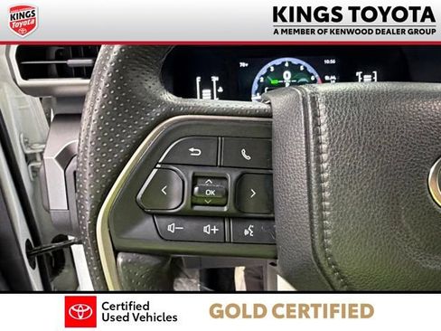 Certified 2025 Toyota 4Runner SR5 AWD/4WD image 24