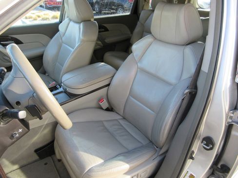 Used 2011 Acura MDX w/ Technology & Entertainment image 21