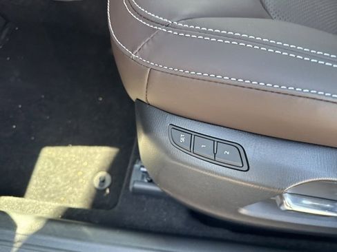 New 2025 MAZDA CX-5 Signature image 11