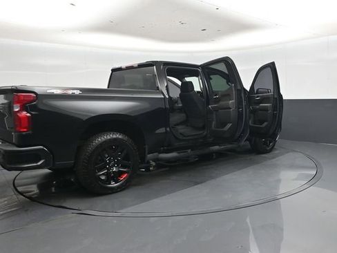 Used 2022 Chevrolet Silverado 1500 RST w/ Redline Edition AWD/4WD image 45