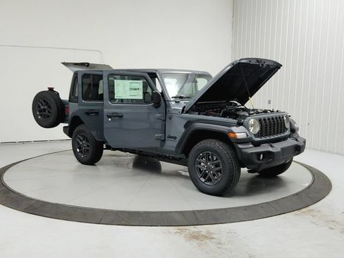 New 2026 Jeep Wrangler Unlimited Sport AWD/4WD image 9