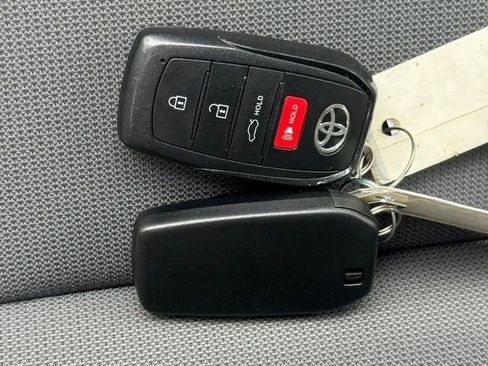 Used 2025 Toyota Corolla LE w/ LE Premium Package AWD/4WD image 25