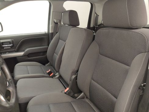 Used 2018 Chevrolet Silverado 1500 LT RWD image 17