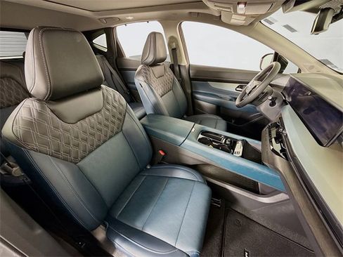 Certified 2025 Nissan Murano Platinum w/ Cargo Package image 24