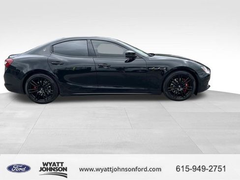 Used 2019 Maserati Ghibli S Q4 AWD/4WD image 2