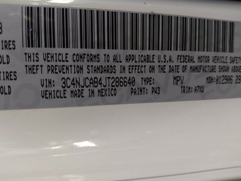 Used 2018 Jeep Compass Sport w/ Tech Group FWD image 33