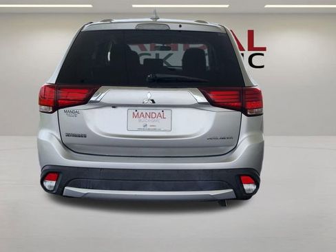 Used 2018 Mitsubishi Outlander ES FWD image 6