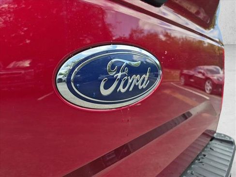 Used 2016 Ford F150 XLT w/ Equipment Group 302A Luxury RWD image 13