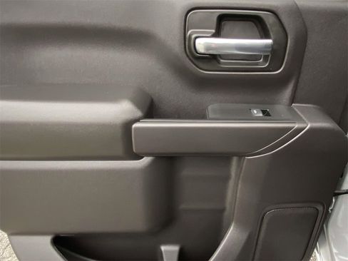 Used 2024 Chevrolet Silverado 1500 Custom Trail Boss w/ Turbomax Blackout Package image 13