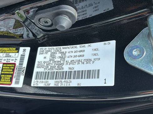 New 2026 Toyota Tundra Limited AWD/4WD image 38