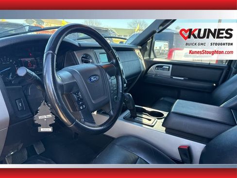 Used 2017 Ford Expedition EL XLT w/ Equipment Group 201A image 19