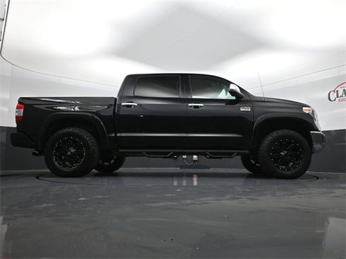 Used 2018 Toyota Tundra Platinum image 29