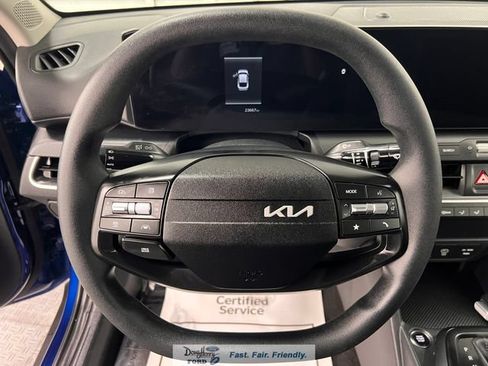 Used 2025 Kia K4 FWD image 36