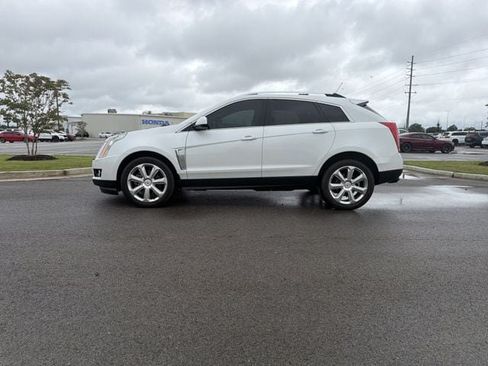Used 2016 Cadillac SRX Premium w/ Driver Assist Package AWD/4WD image 2