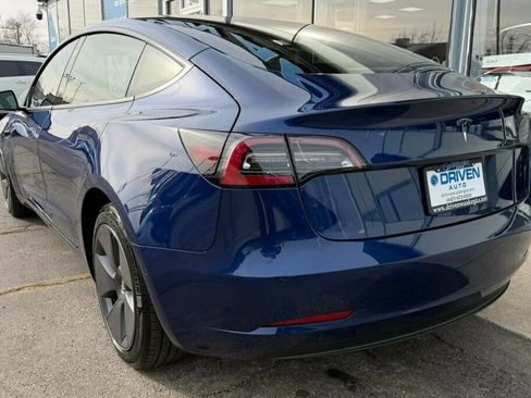 Used 2022 Tesla Model 3 image 3