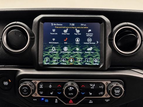 Used 2023 Jeep Wrangler Unlimited Sahara w/ Cold Weather Group AWD/4WD image 28