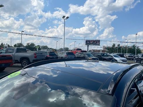 Used 2026 Kia Sportage SX AWD/4WD image 9