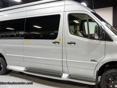 Used 2020 Mercedes-Benz Sprinter 3500 image 22