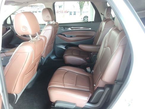 Used 2018 Buick Enclave Avenir w/ Avenir Technology Package AWD/4WD image 16
