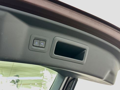 Used 2024 MAZDA CX-90 3.3 Turbo w/ Premium Plus Pkg image 31