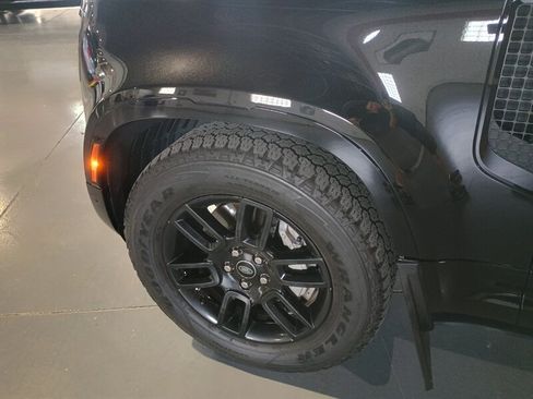 Used 2022 Land Rover Defender 110 X-Dynamic SE AWD/4WD image 54