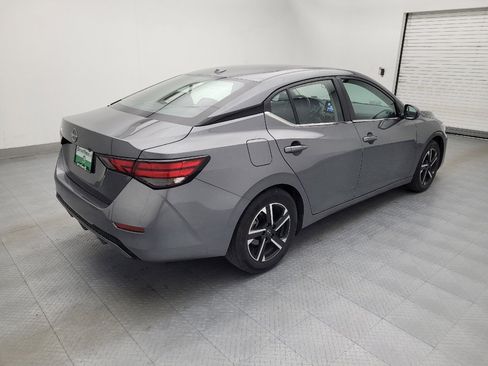 Used 2025 Nissan Sentra SV image 10
