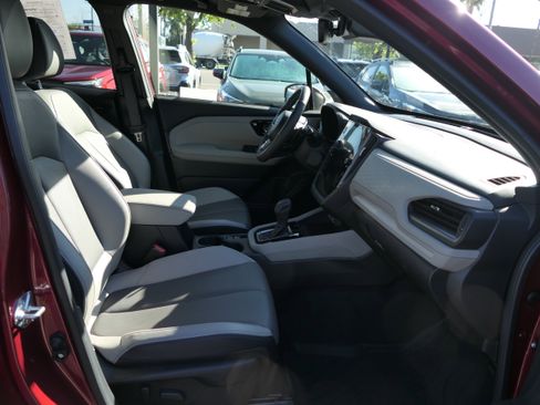 Certified 2025 Subaru Forester Limited image 24