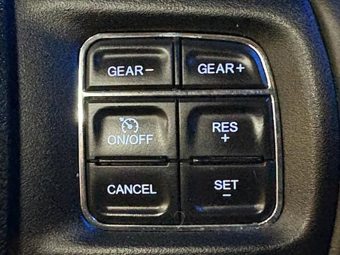 Used 2017 RAM 1500 Big Horn image 31