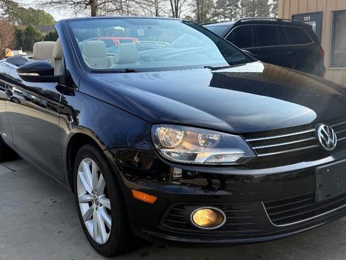 Used 2012 Volkswagen Eos Komfort image 10