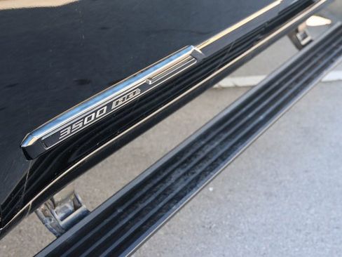 Used 2024 Chevrolet Silverado 3500 High Country w/ Technology Package image 10